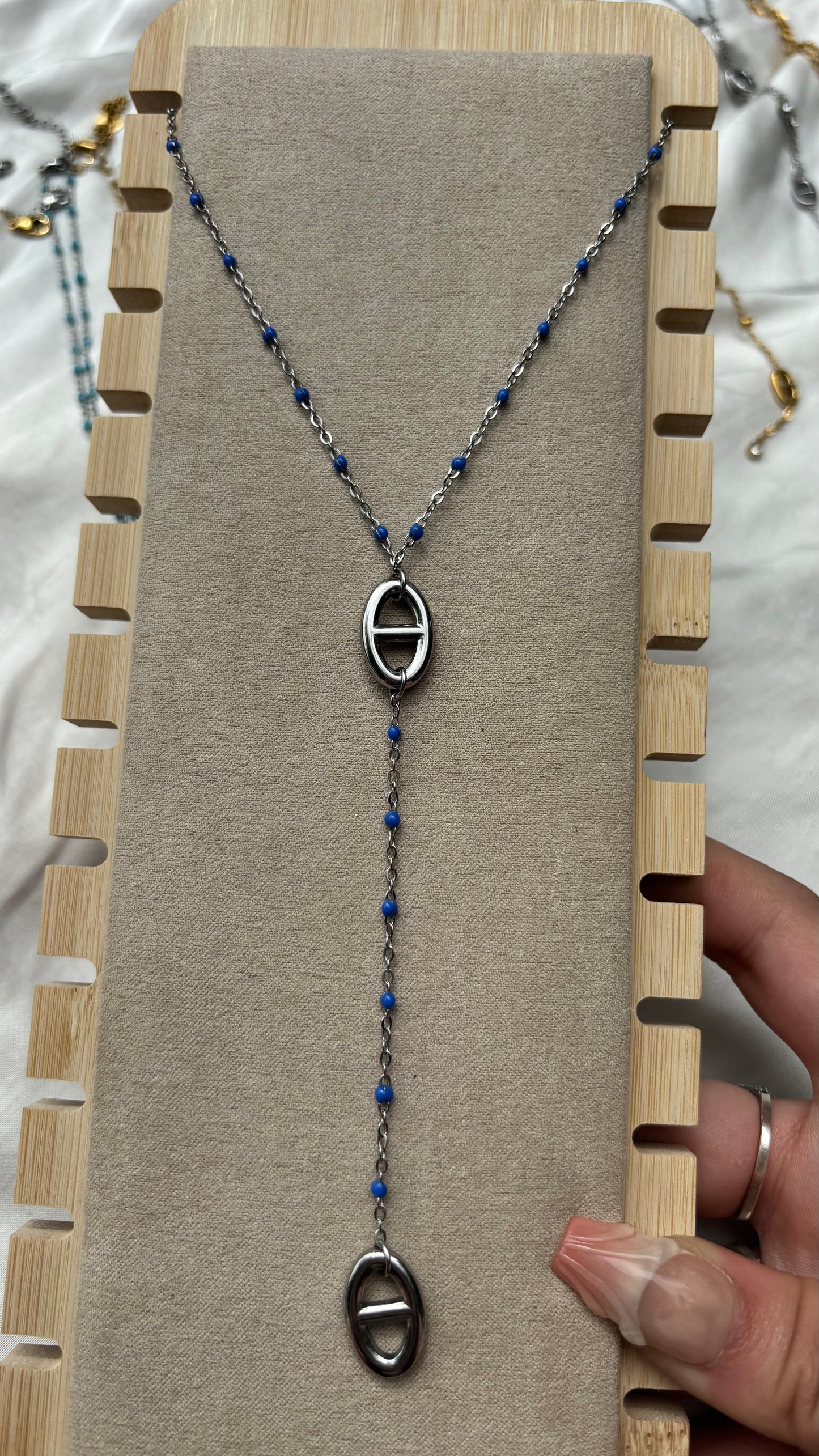 Collier NIA bleu foncé argenté