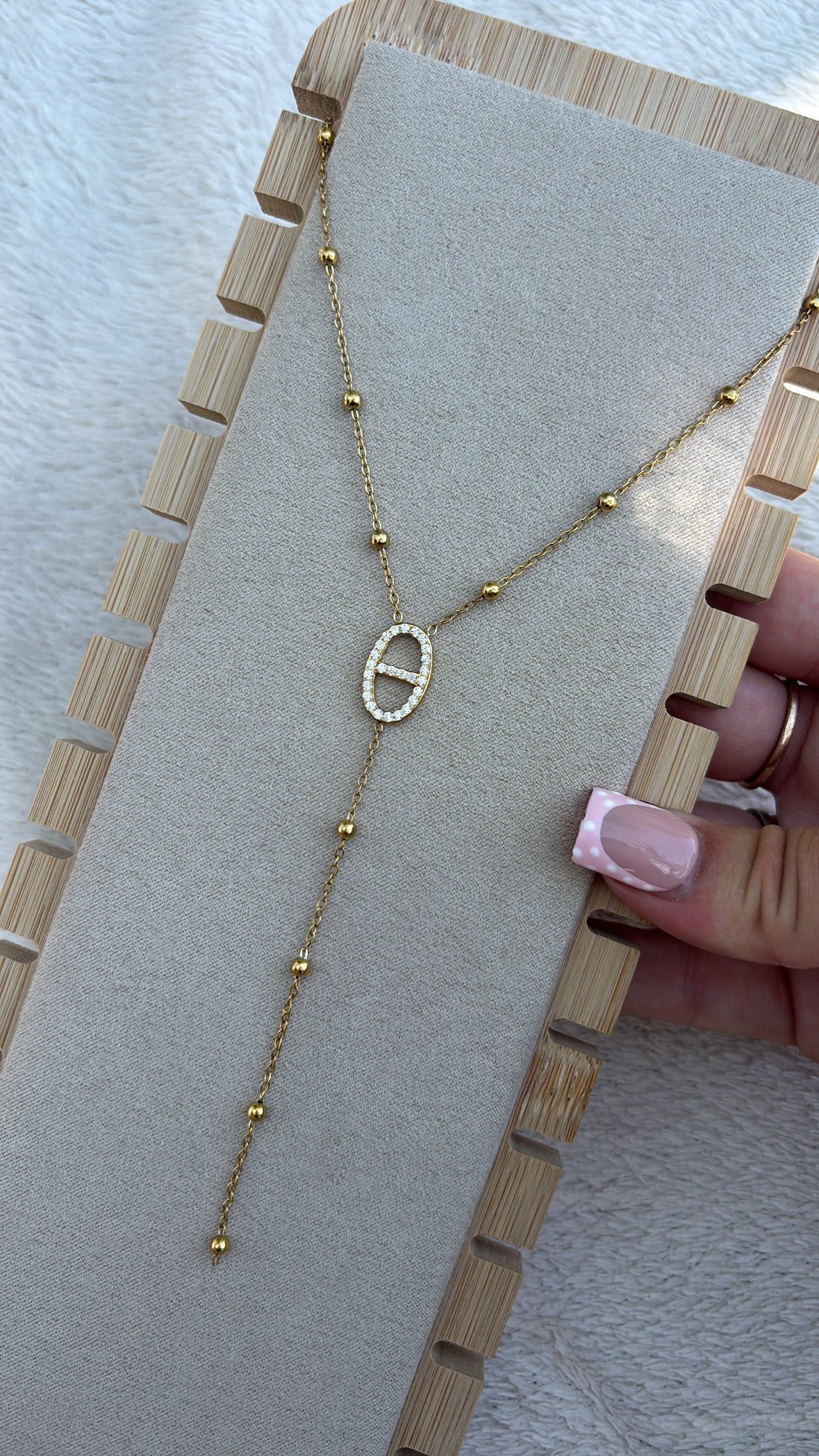 Collier Shanel